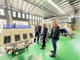 学院“双带头人”教师党支部书记工作室赴丘陵山区农机产业园开展新专业建设调研